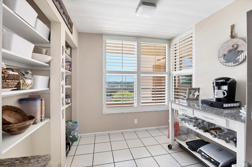 Activo con contrato: $180,000 (1 camas, 2 baños, 1218 Pies cuadrados)