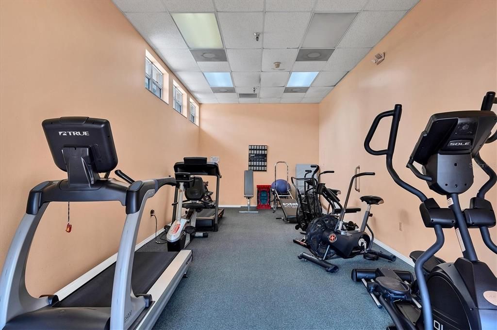 Activo con contrato: $180,000 (1 camas, 2 baños, 1218 Pies cuadrados)