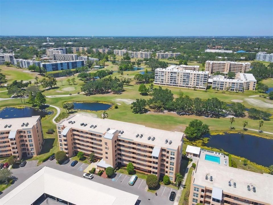 Activo con contrato: $180,000 (1 camas, 2 baños, 1218 Pies cuadrados)