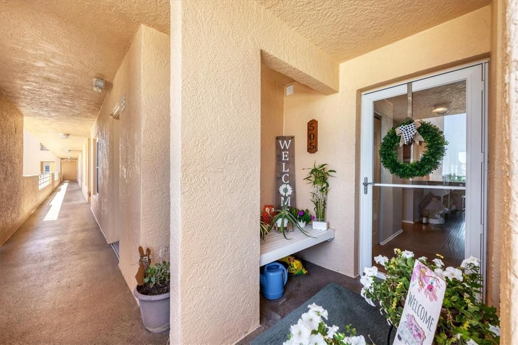 Activo con contrato: $180,000 (1 camas, 2 baños, 1218 Pies cuadrados)