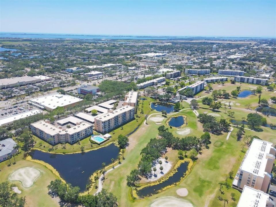 Activo con contrato: $180,000 (1 camas, 2 baños, 1218 Pies cuadrados)