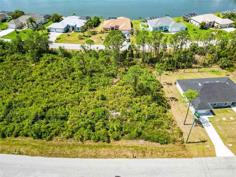 最近售出: $43,900 (0.29 acres)