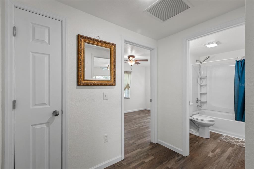 На продажу: $199,000 (3 спален, 2 ванн, 1144 Квадратных фут)