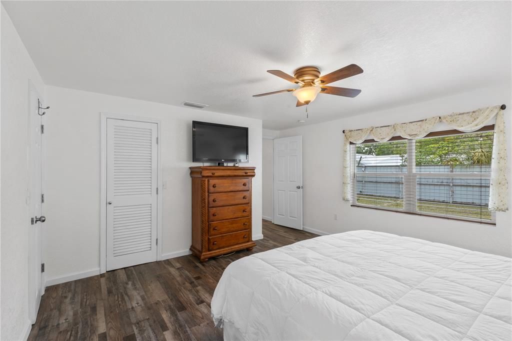 На продажу: $199,000 (3 спален, 2 ванн, 1144 Квадратных фут)