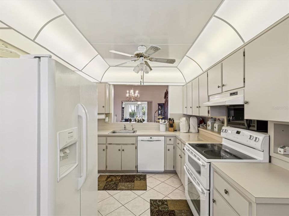 Activo con contrato: $225,000 (2 camas, 2 baños, 1502 Pies cuadrados)