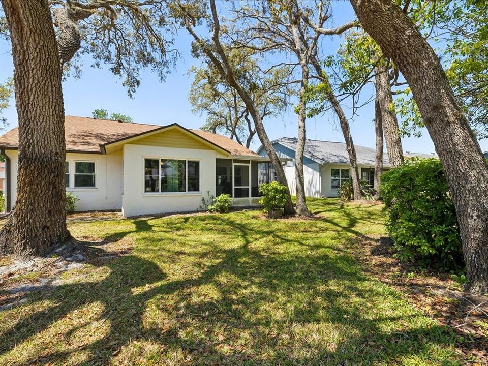 Activo con contrato: $225,000 (2 camas, 2 baños, 1502 Pies cuadrados)