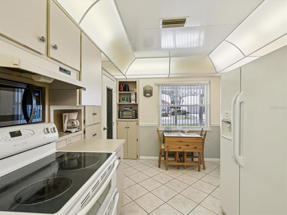 Activo con contrato: $225,000 (2 camas, 2 baños, 1502 Pies cuadrados)