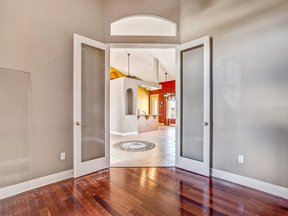 For Sale: $499,000 (3 beds, 2 baths, 2210 Square Feet)