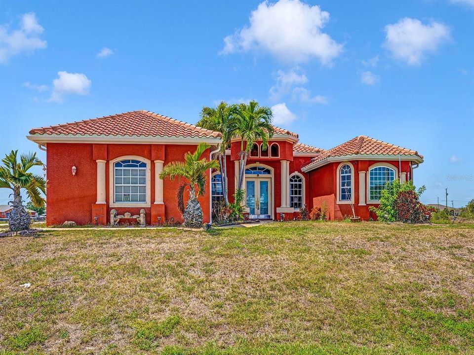 For Sale: $499,000 (3 beds, 2 baths, 2210 Square Feet)