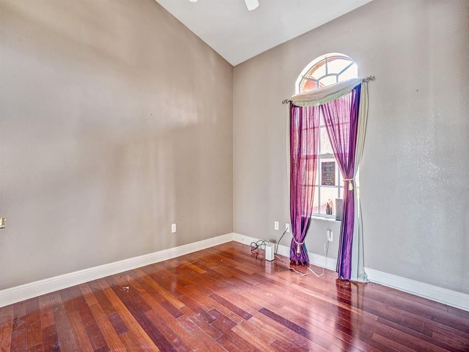 For Sale: $499,000 (3 beds, 2 baths, 2210 Square Feet)