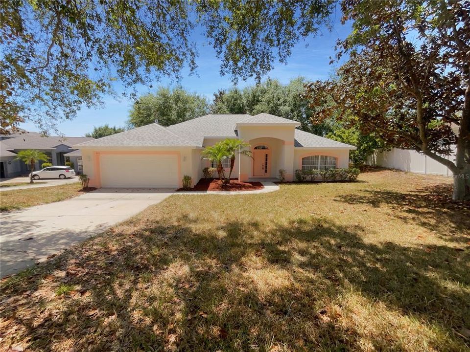 Vendido Recientemente: $419,000 (3 camas, 2 baños, 2035 Pies cuadrados)