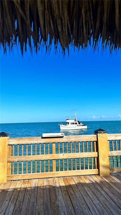 For Sale: $410,000 (1 beds, 1 baths, 624 Square Feet)