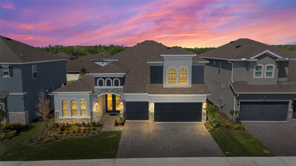 Recently Sold: $699,000 (6 beds, 4 baths, 4142 Square Feet)