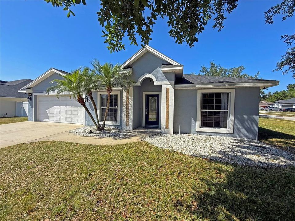 Recientemente alquilado: $2,400 (4 camas, 3 baños, 2058 Pies cuadrados)