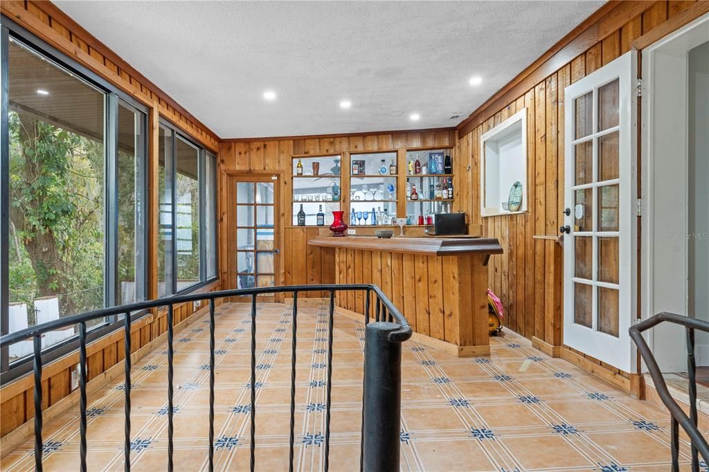 待售: $620,000 (8 贝兹, 7 浴室, 5768 平方英尺)