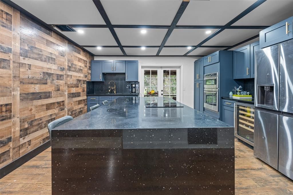 待售: $620,000 (8 贝兹, 7 浴室, 5768 平方英尺)