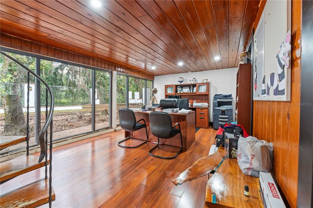 待售: $620,000 (8 贝兹, 7 浴室, 5768 平方英尺)