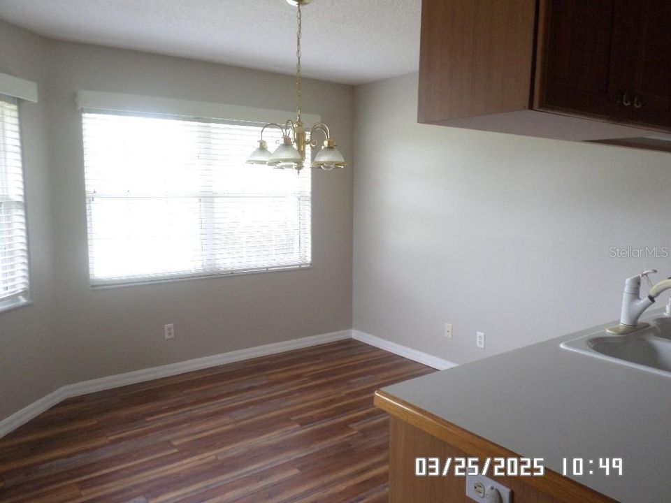 For Sale: $262,000 (3 beds, 2 baths, 2253 Square Feet)