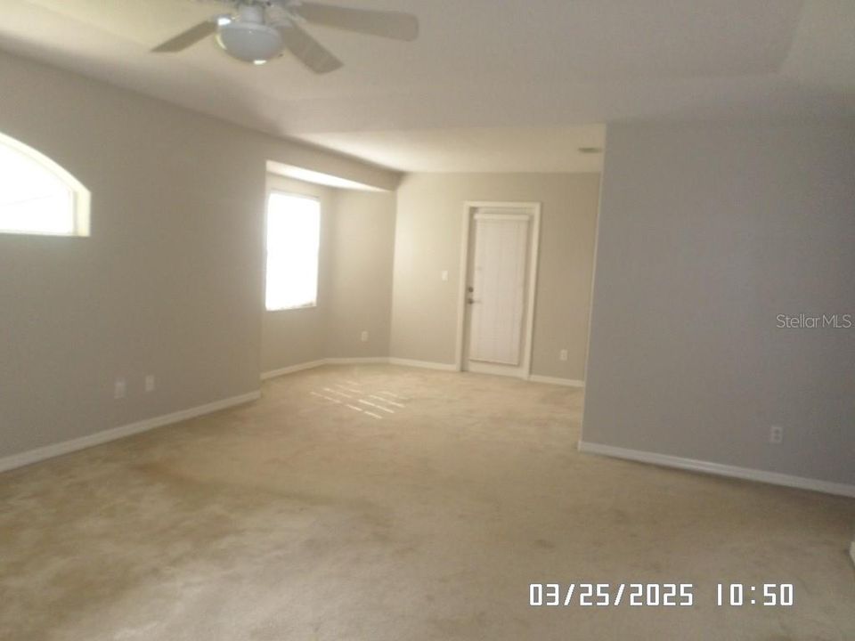 For Sale: $262,000 (3 beds, 2 baths, 2253 Square Feet)