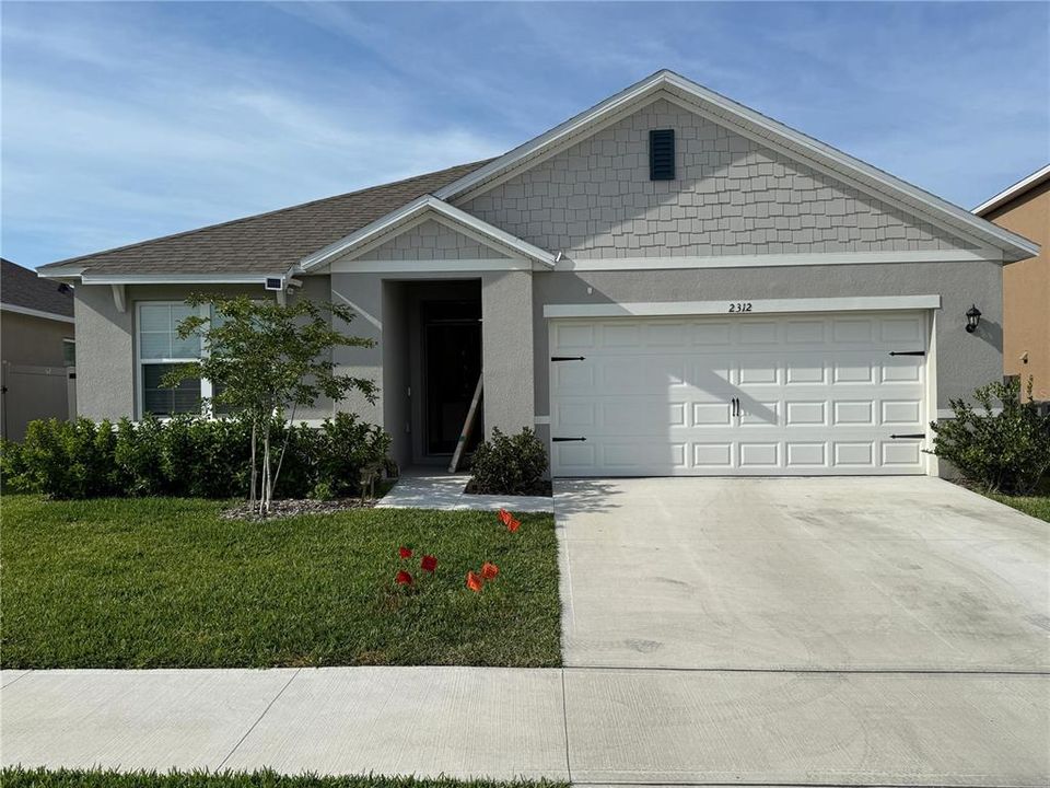 Recently Rented: $2,750 (3 beds, 2 baths, 1672 Square Feet)