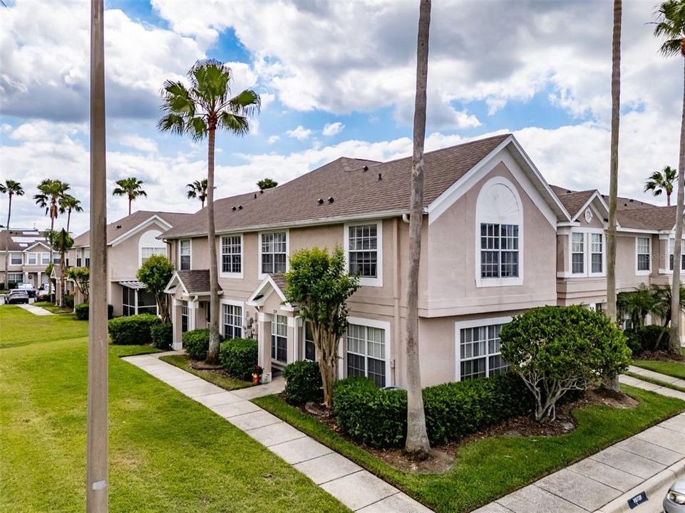 En Renta: $1,800 (2 camas, 1 baños, 1159 Pies cuadrados)