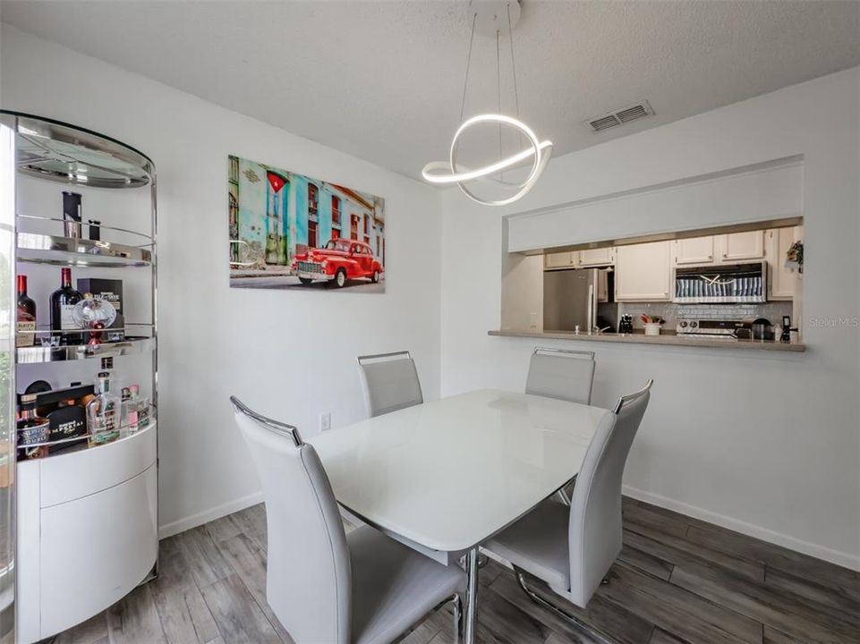 En Renta: $1,800 (2 camas, 1 baños, 1159 Pies cuadrados)