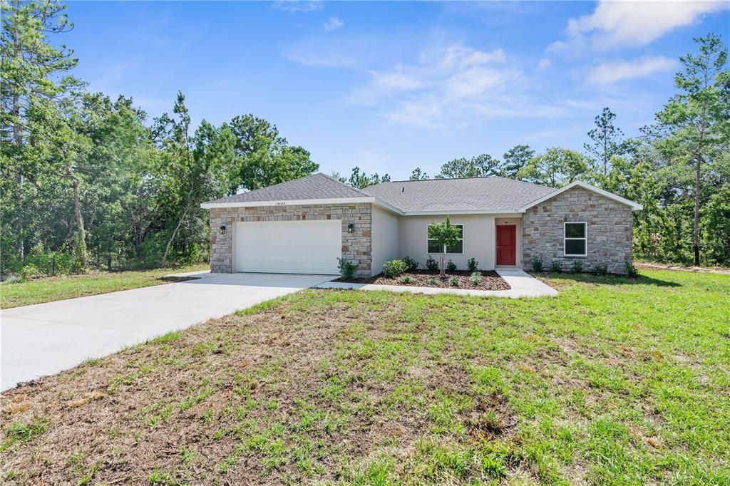 Недавно продано: $357,000 (3 спален, 2 ванн, 1689 Квадратных фут)