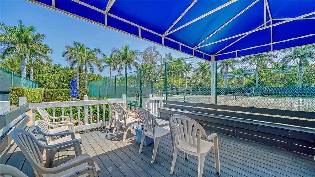 For Sale: $1,299,000 (2 beds, 2 baths, 1334 Square Feet)