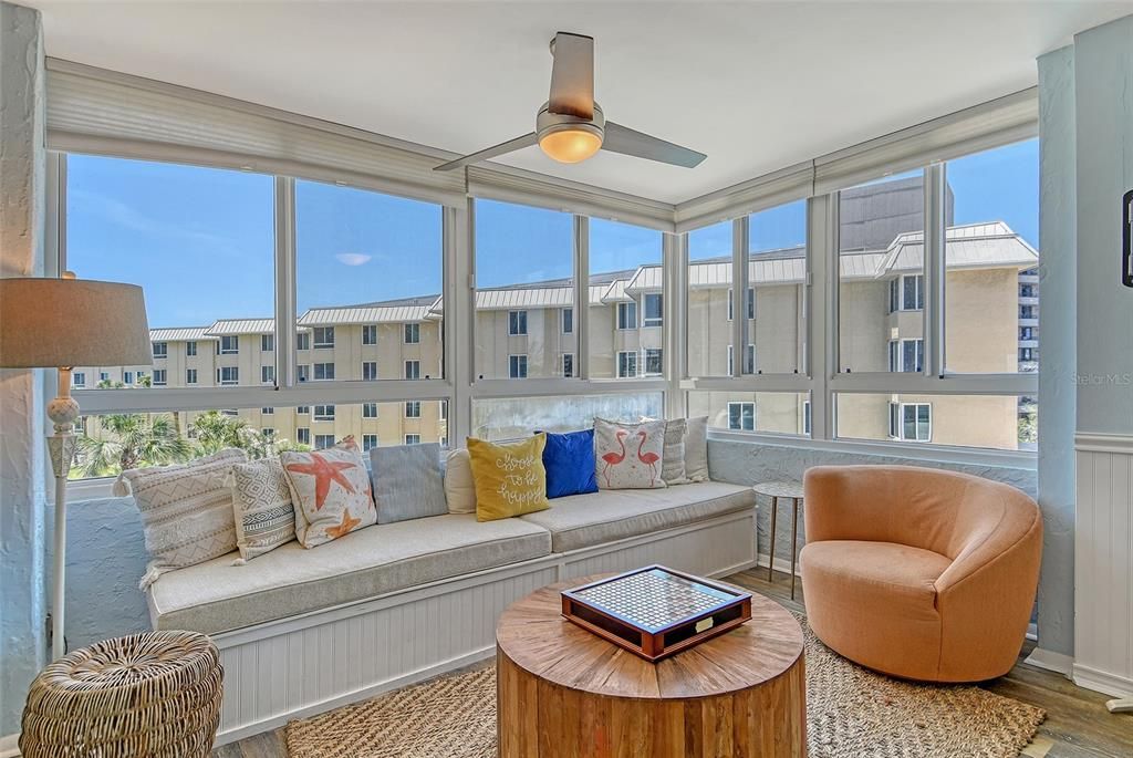 For Sale: $1,299,000 (2 beds, 2 baths, 1334 Square Feet)