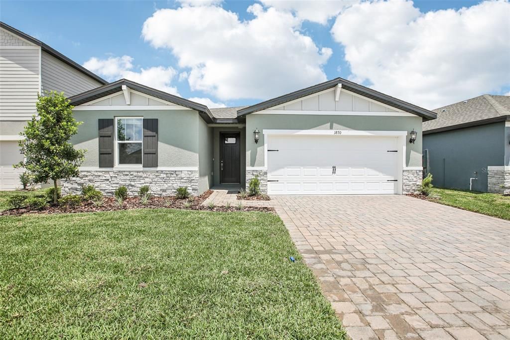 Recently Sold: $445,170 (4 beds, 3 baths, 2193 Square Feet)