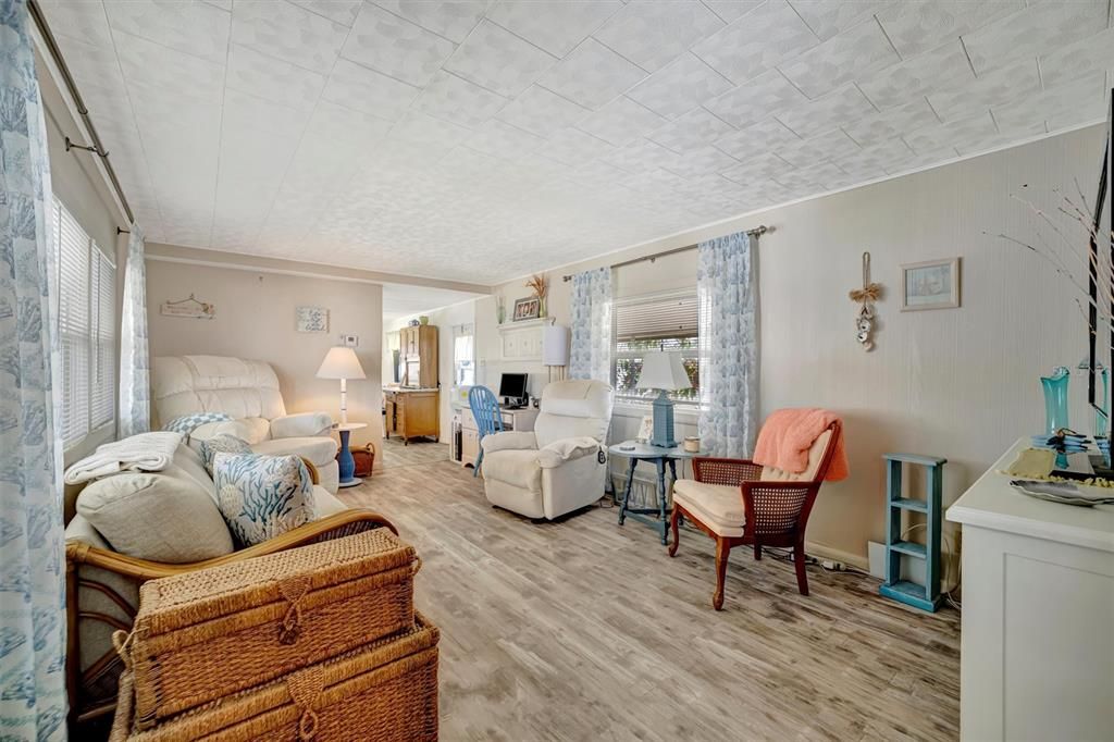 En Venta: $119,900 (2 camas, 1 baños, 792 Pies cuadrados)