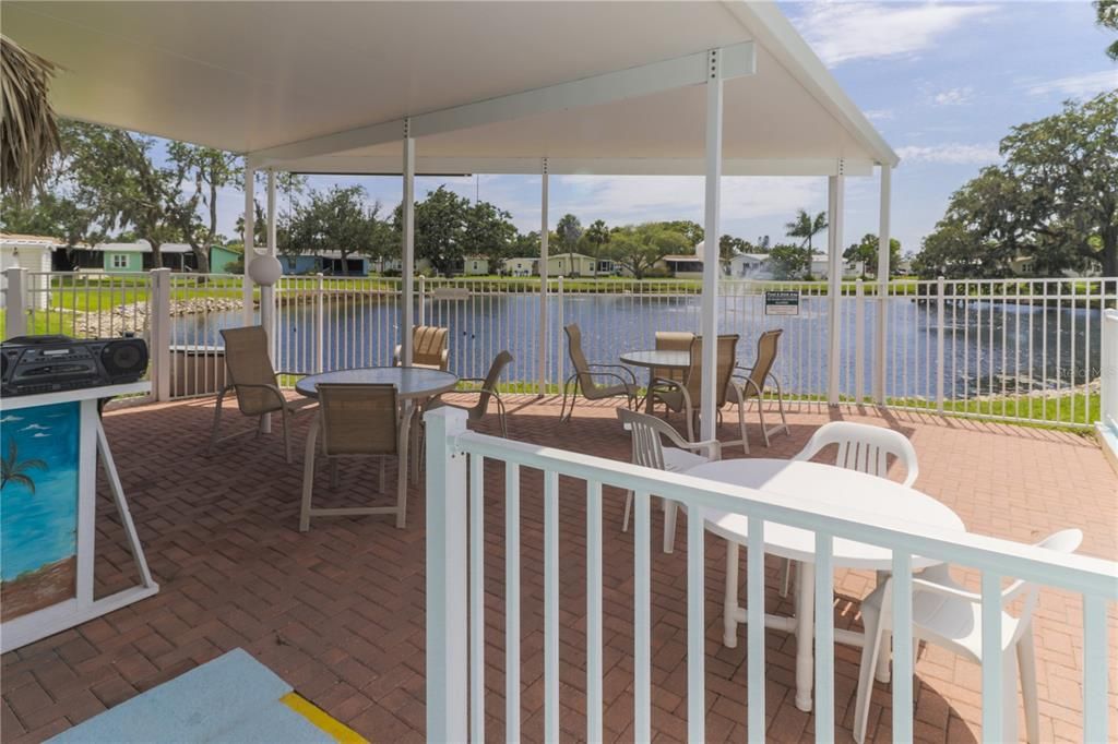 For Sale: $197,000 (2 beds, 2 baths, 1352 Square Feet)