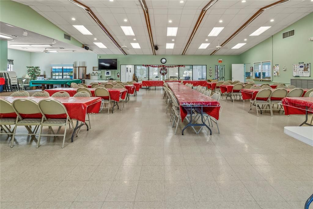 For Sale: $197,000 (2 beds, 2 baths, 1352 Square Feet)