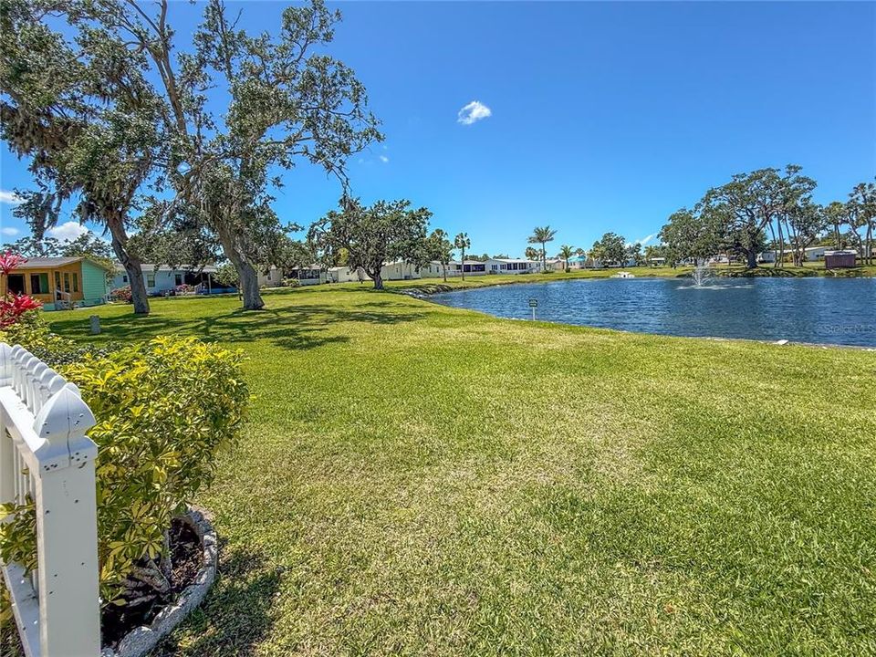 For Sale: $197,000 (2 beds, 2 baths, 1352 Square Feet)