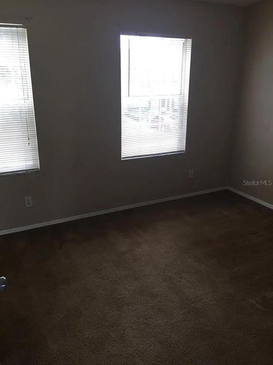 待售: $230,000 (2 贝兹, 2 浴室, 1110 平方英尺)