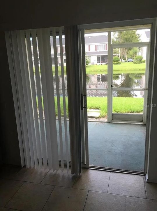 待售: $230,000 (2 贝兹, 2 浴室, 1110 平方英尺)