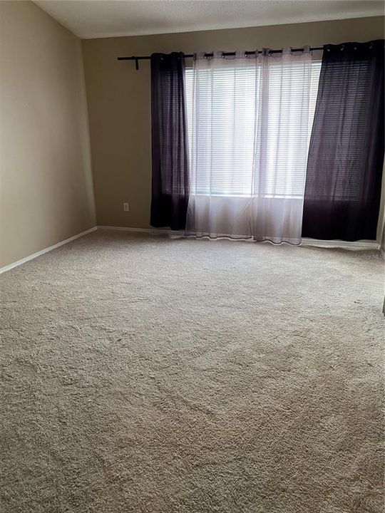 待售: $230,000 (2 贝兹, 2 浴室, 1110 平方英尺)