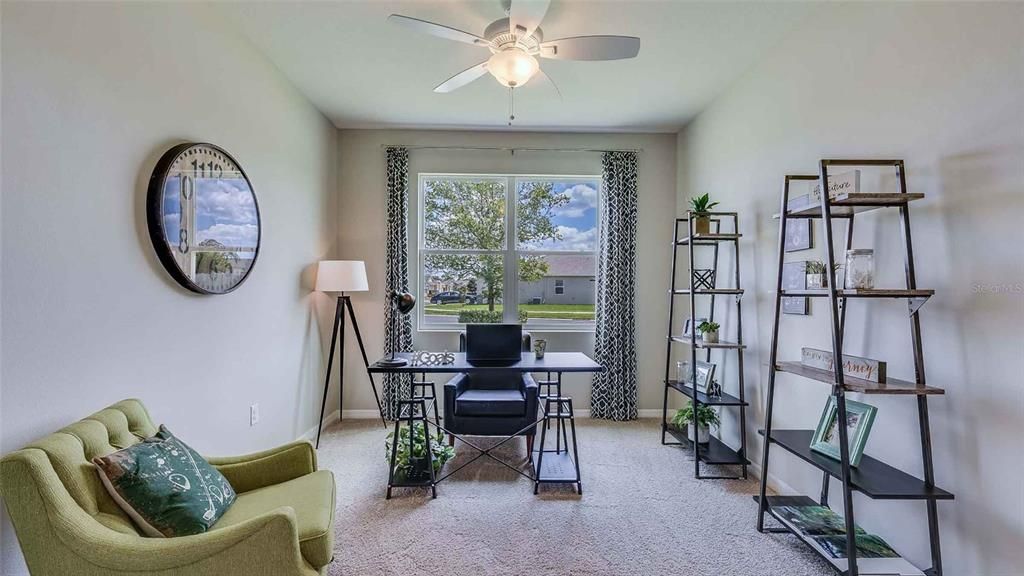 Active With Contract: $297,990 (2 beds, 2 baths, 1816 Square Feet)