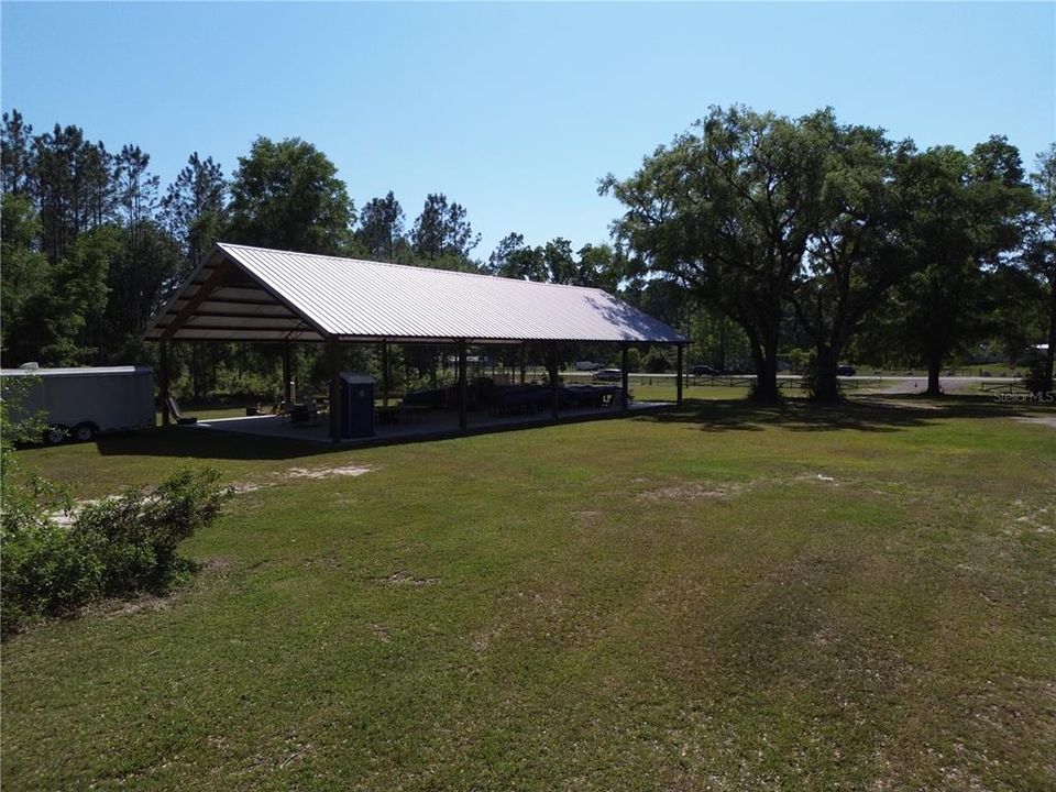 На продажу: $350,000 (5.00 acres)