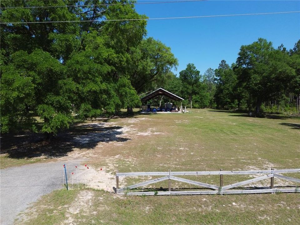 На продажу: $350,000 (5.00 acres)