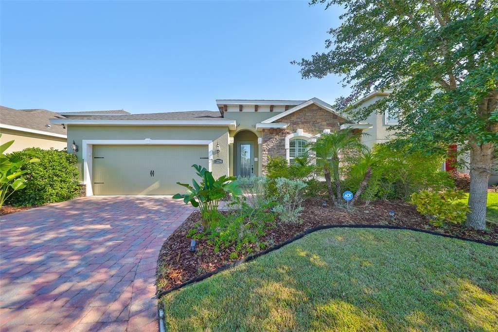 Recently Sold: $505,000 (4 beds, 2 baths, 2400 Square Feet)