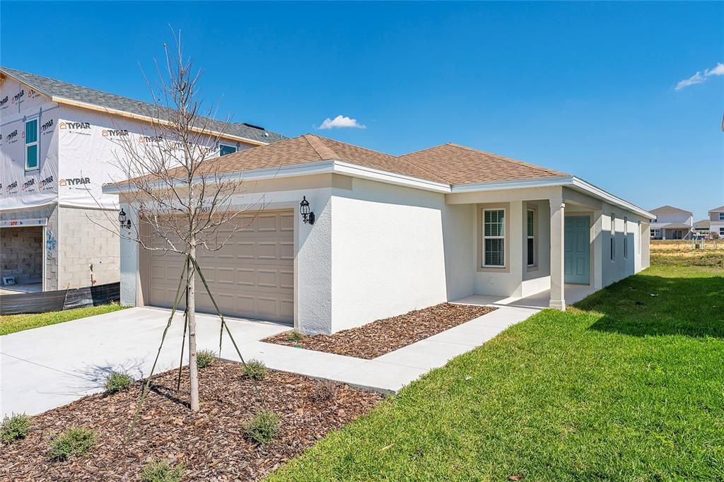 Recently Rented: $2,300 (4 beds, 2 baths, 1580 Square Feet)