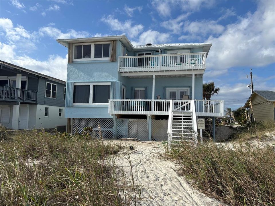 For Rent: $5,000 (4 beds, 3 baths, 1764 Square Feet)