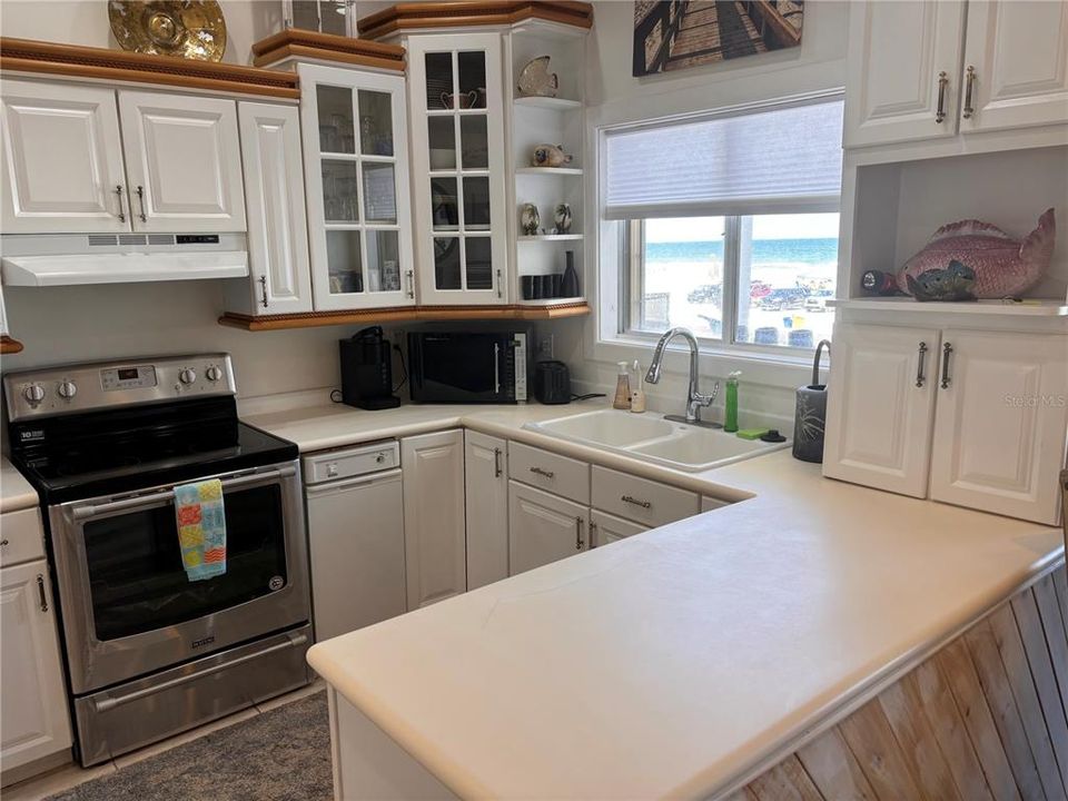 For Rent: $5,000 (4 beds, 3 baths, 1764 Square Feet)