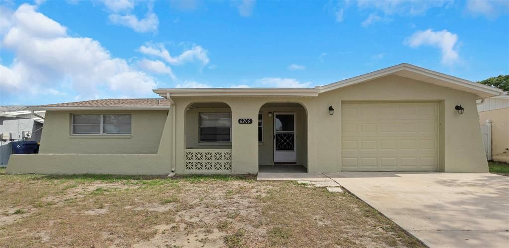 Recently Sold: $279,000 (3 beds, 2 baths, 1338 Square Feet)