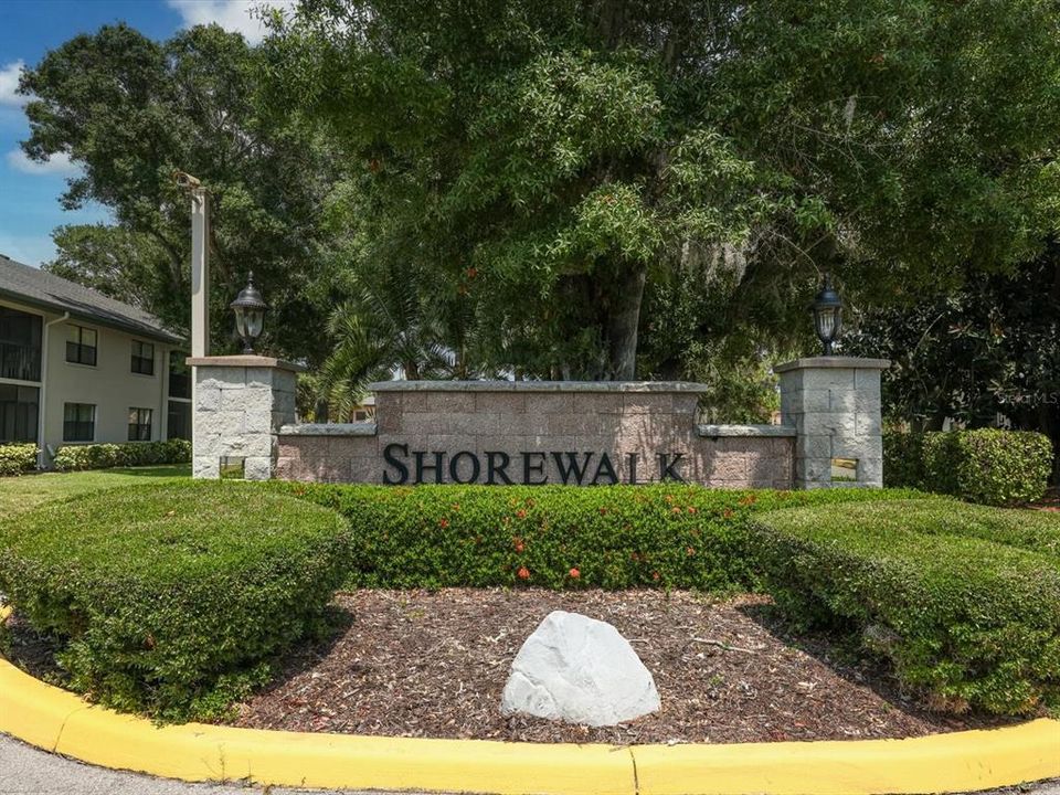 For Sale: $279,900 (2 beds, 2 baths, 1174 Square Feet)