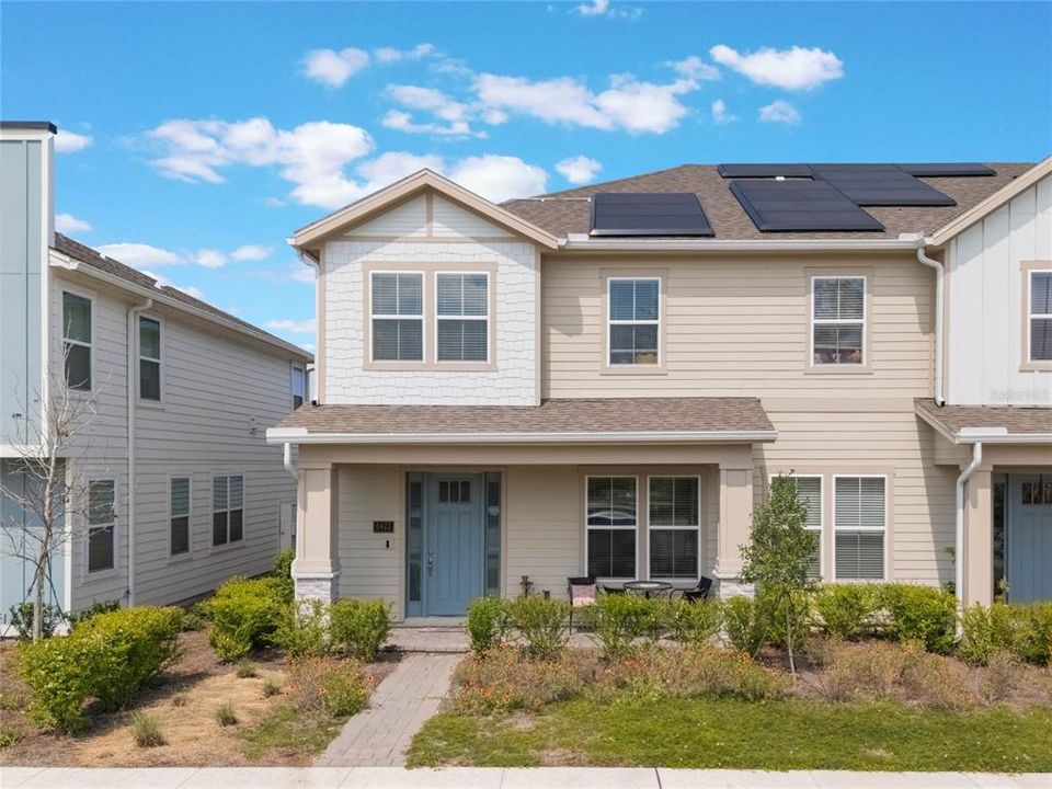 Recently Rented: $2,600 (3 beds, 2 baths, 1854 Square Feet)