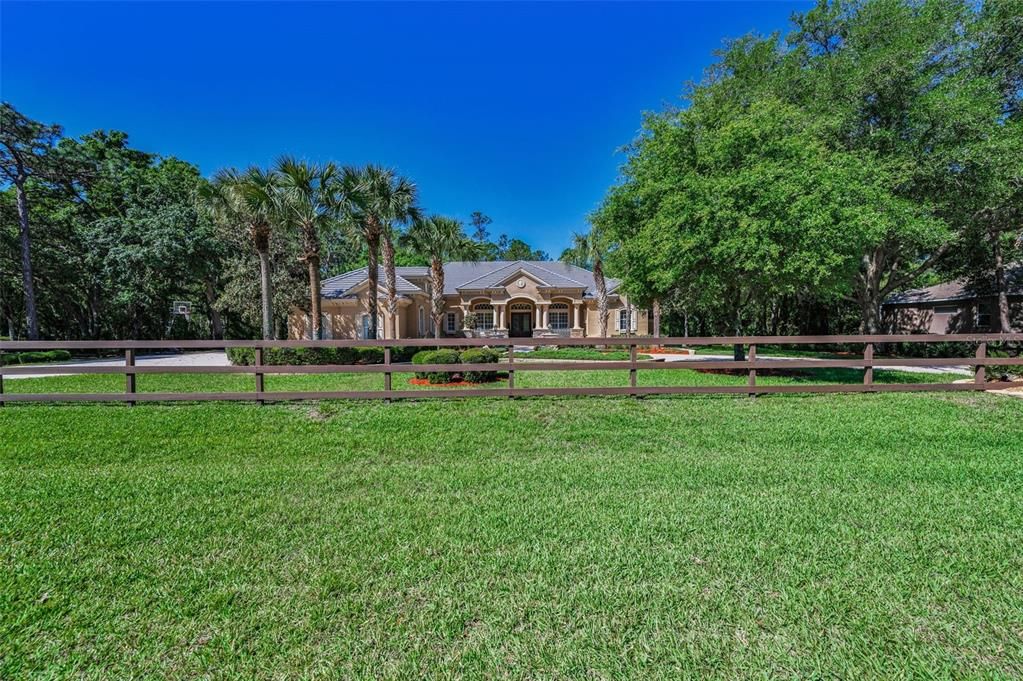 Недавно продано: $1,499,900 (4 спален, 4 ванн, 4679 Квадратных фут)