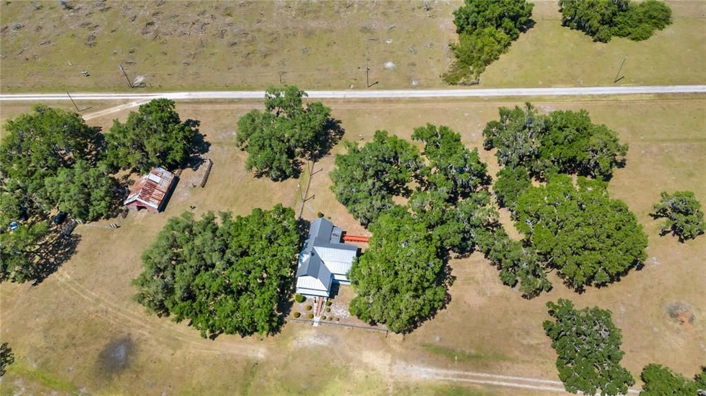 En Venta: $3,785,500 (11.30 acres)