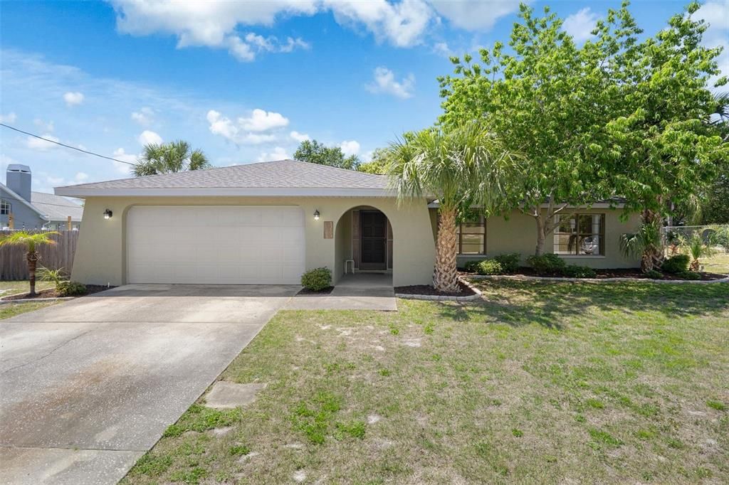 Recently Sold: $306,277 (3 beds, 2 baths, 1862 Square Feet)